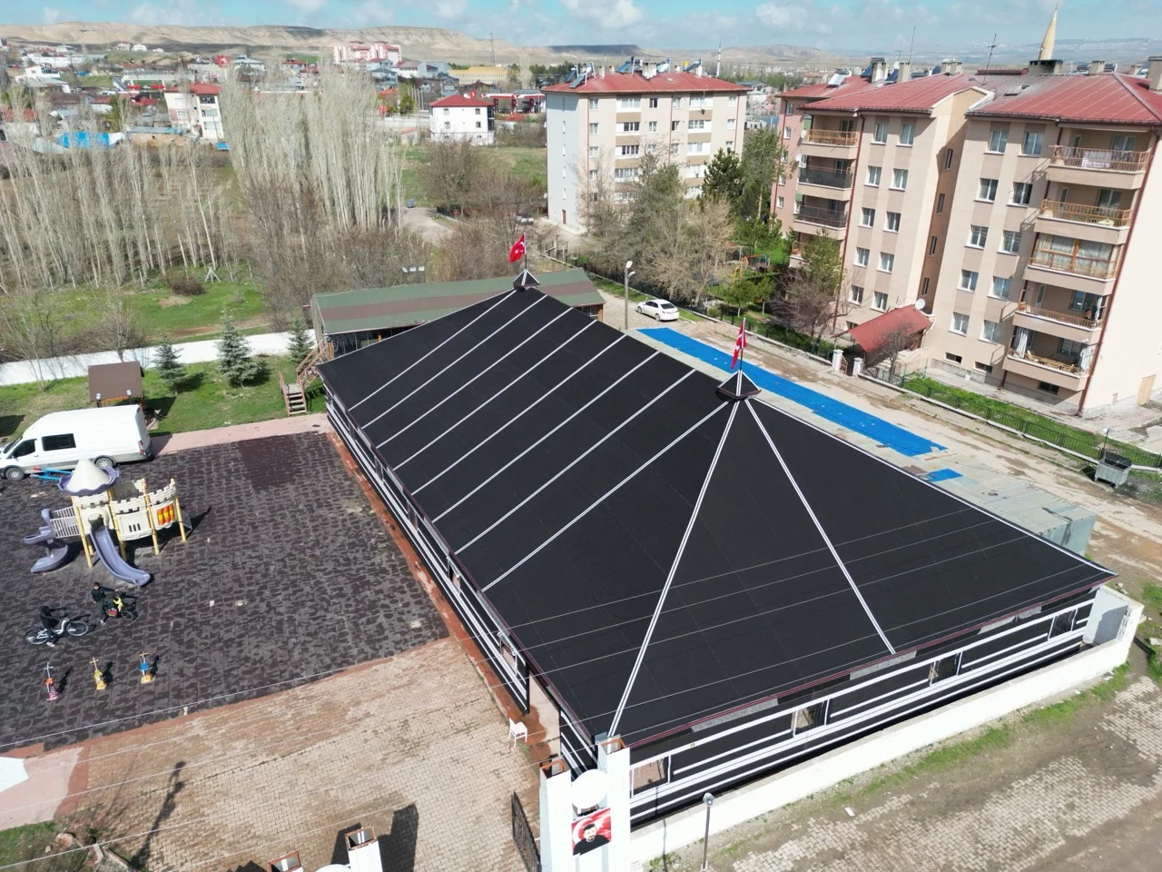 Kıl Çadır 900 m2
